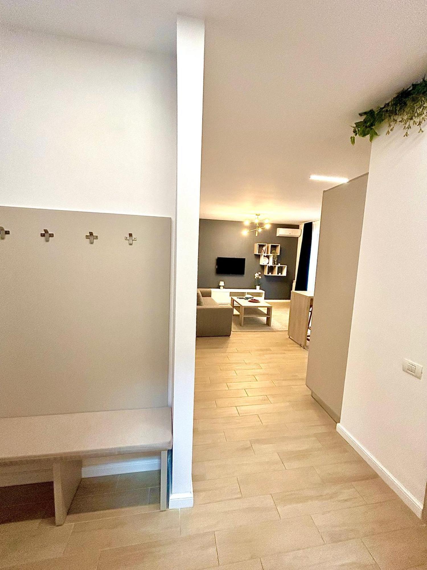 Loft Side Premium Apartments Mamaia Luaran gambar