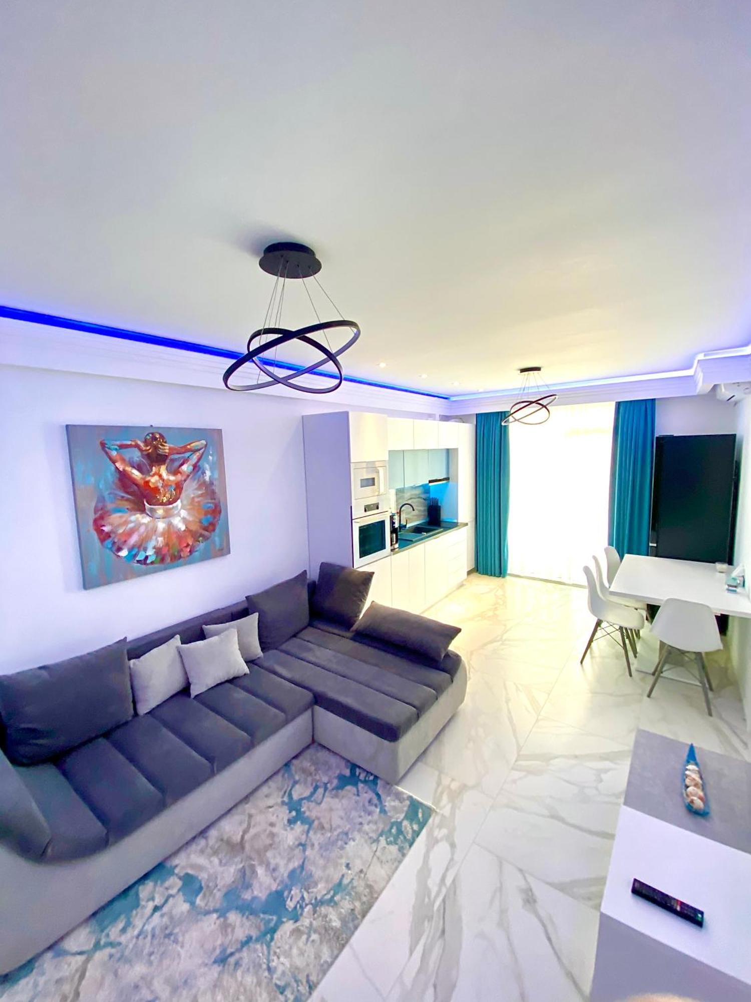 Loft Side Premium Apartments Mamaia Luaran gambar